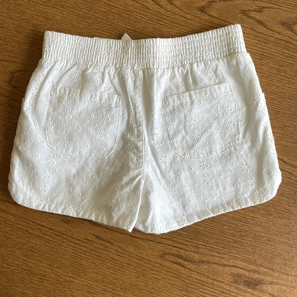 𝅺CHEROKEE Girls XL 14-16 white eyelet shorts